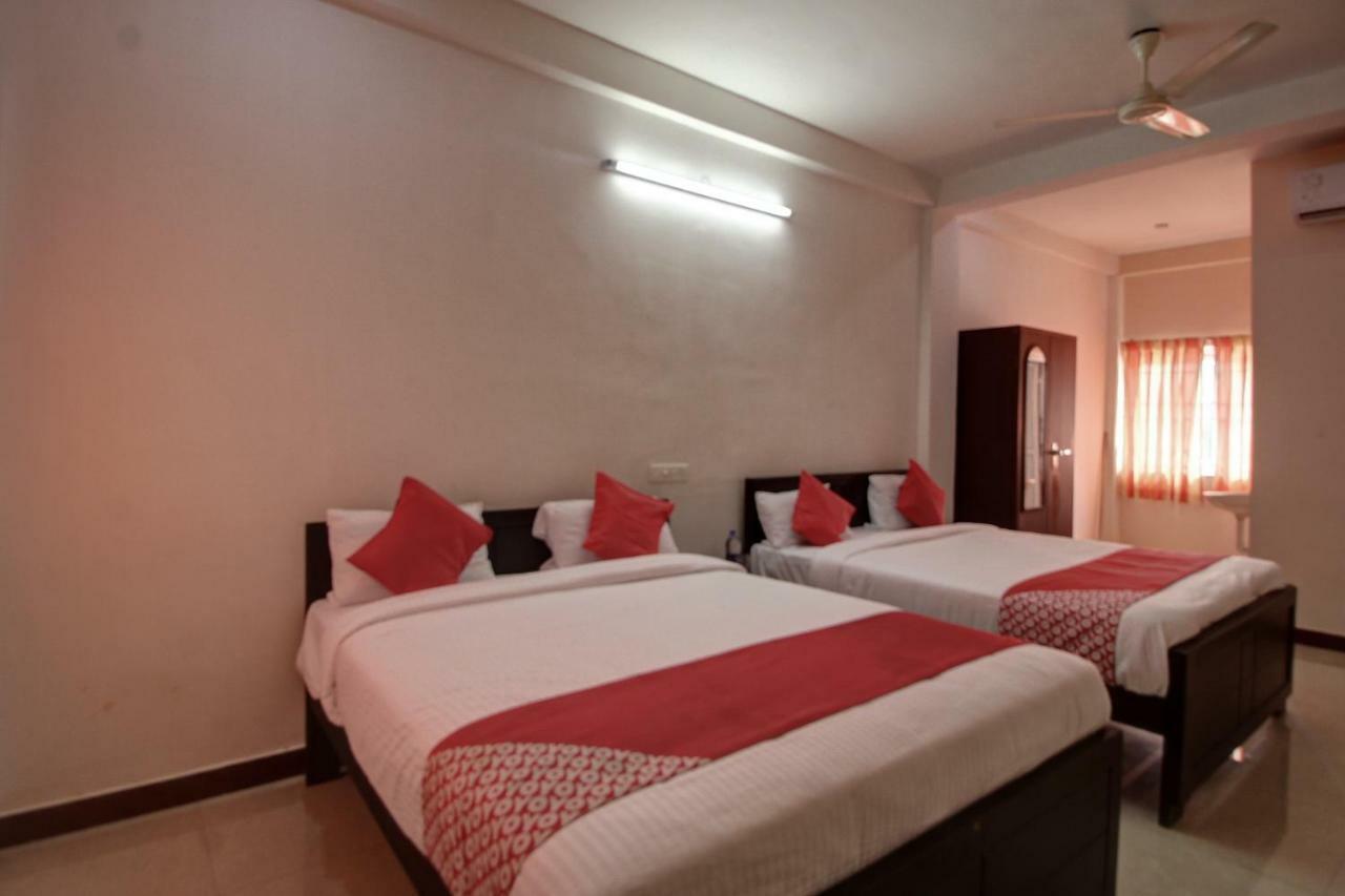 Oyo 42678 Hotel Vasantha Bhavanam Saver Coimbatore Bagian luar foto