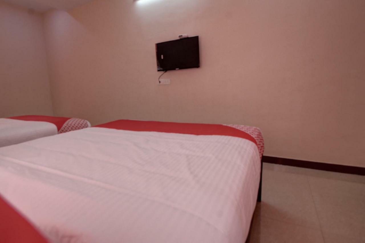 Oyo 42678 Hotel Vasantha Bhavanam Saver Coimbatore Bagian luar foto